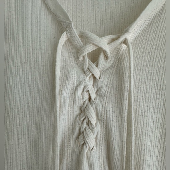 TORRID 2 Texture Jersey Lace-Up Drop Shoulder Top Plus Size 2X Ivory - Picture 3 of 7